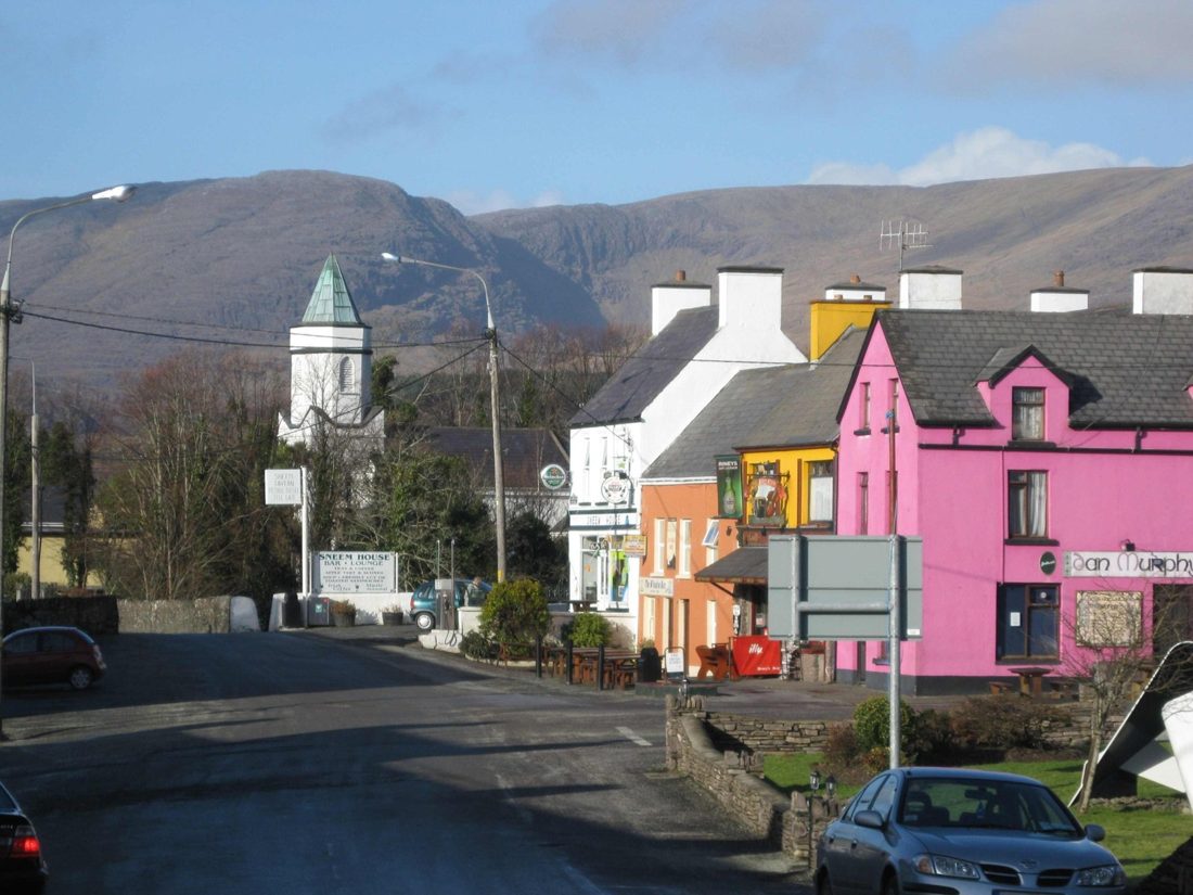 Edificis acolorits de Sneem